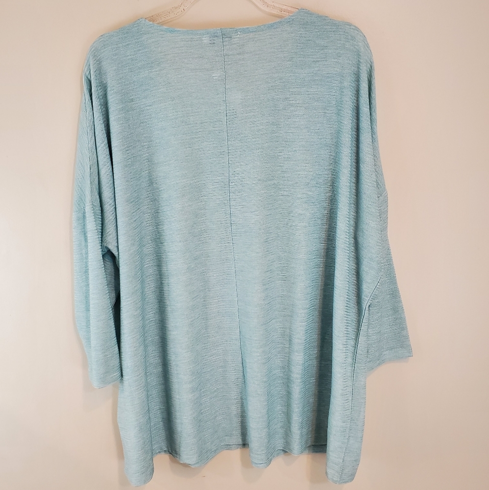 Simply Noelle Tunic Top - Picture 3 of 8